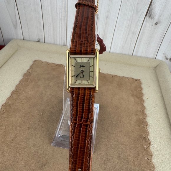 Vintage Ladies Belair Tank Watch 18 Karat Gold Plated New with Box NOS main image 5
